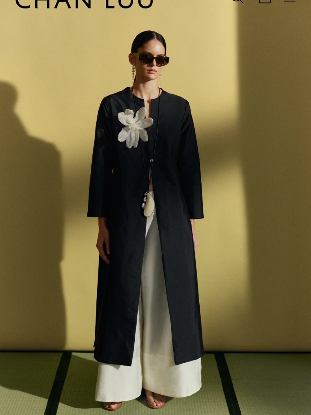 Chan Luu Black Long Satin Robe - Picture 3 of 6